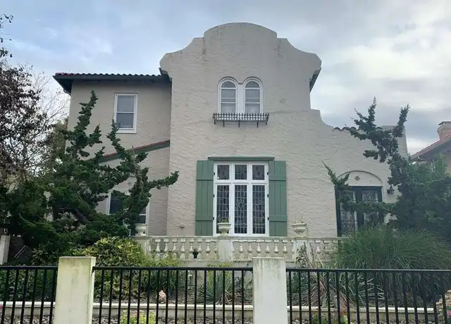 Property at 130 E Olive St, Long Beach, NY, 11561, 1 bed, 1 bath, [object Object]