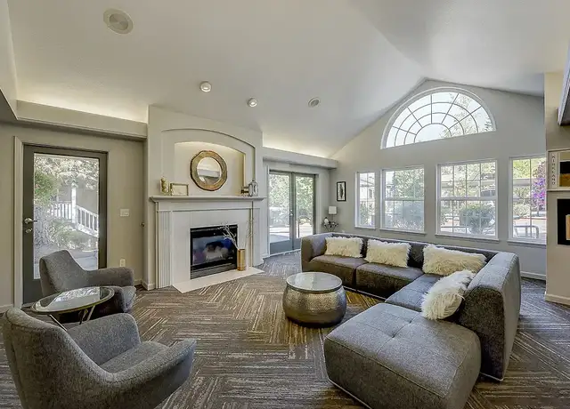 Photo of 12233 NE 131st Way, Kirkland, WA 98034