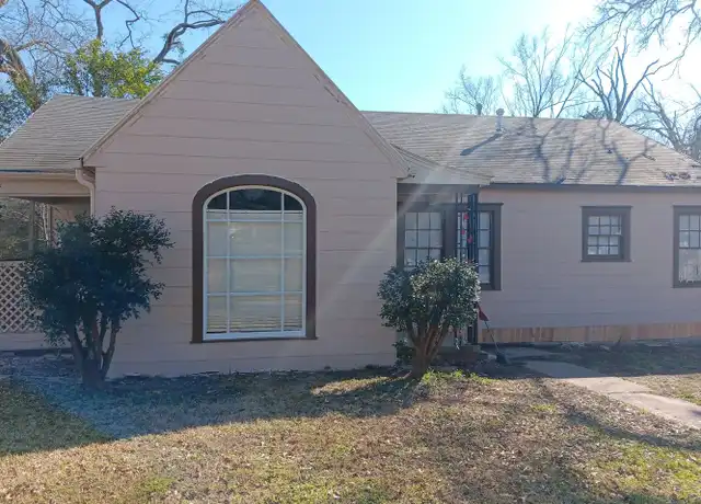 Property at 103 E Robinson Pl, Shreveport, LA, 71104, 3 beds, 2 baths, [object Object]