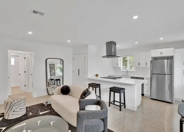 Photo of 715 19th Pl, Vero Beach, FL 32960