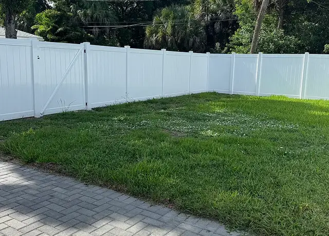 Photo of 715 19th Pl, Vero Beach, FL 32960
