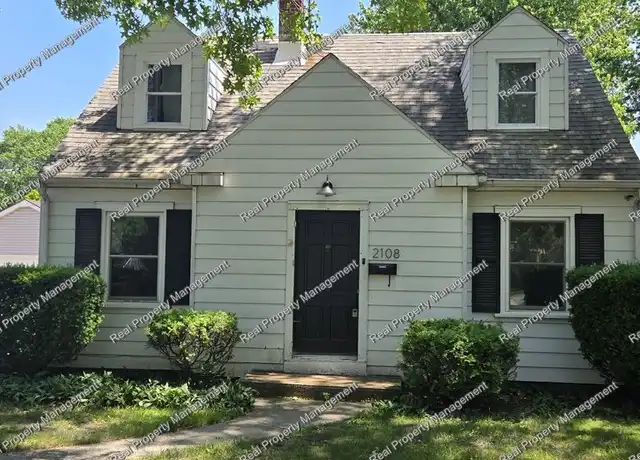 Property at 2108 Washington Cir, Munster, IN, 46321, 3 beds, 1 bath, [object Object]