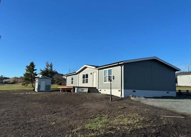 Photo of 705 Power Rd, Coupeville, WA 98239