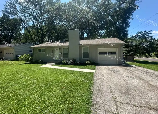 Property at 7100 Santa Fe Dr, Overland Park, KS, 66204, 3 beds, 1 bath, [object Object]