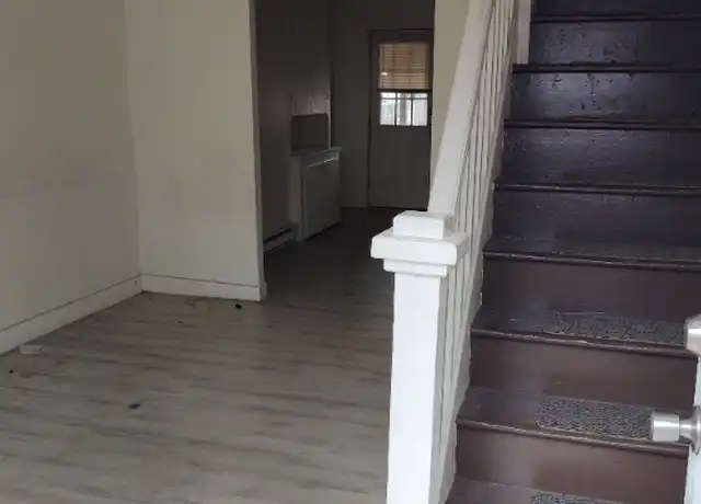 Property at 52 Hallet St, East Stroudsburg, PA, 18301, 1 bed, 1 bath, [object Object]