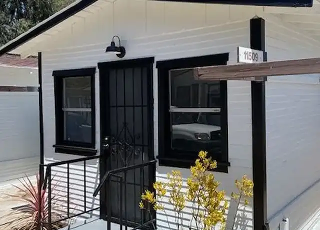 Property at 11507 S Budlong Ave, Los Angeles, CA, 90044, 0 beds, 1 bath, [object Object]