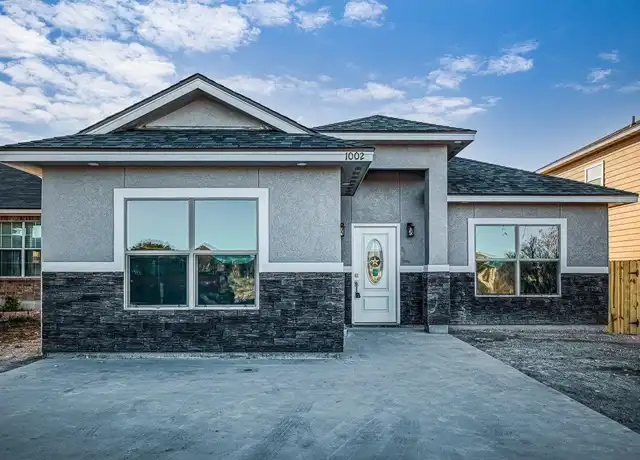 Property at 1002 Tesoro Park, Del Rio, TX, 78840, 3 beds, 2 baths, [object Object]