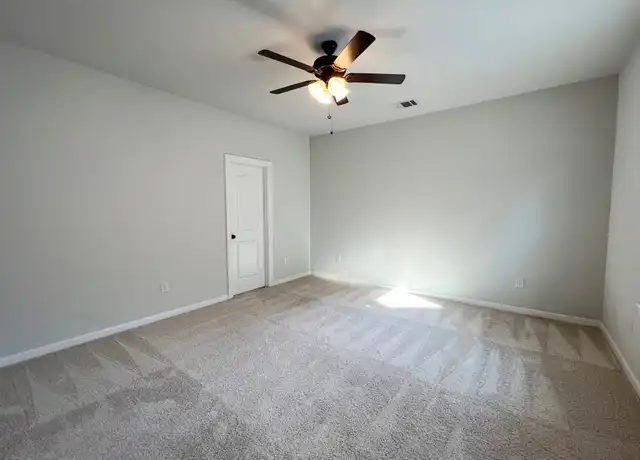 Property at 1018 Bengal Crossing Ave, Baton Rouge, LA, 70820, 3 beds, 2 baths, [object Object]