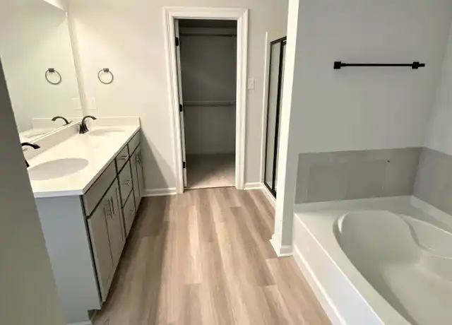 Property at 1018 Bengal Crossing Ave, Baton Rouge, LA, 70820, 3 beds, 2 baths, [object Object]