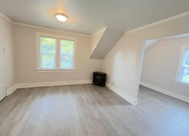 Property at 101 N Bowdoin Pl, Seattle, WA, 98103, 1 bed, 1 bath, [object Object]