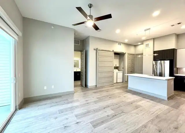 Property at 401 W 25th St Unit 2223, Houston, TX, 77008, 1 bed, 1 bath, [object Object]