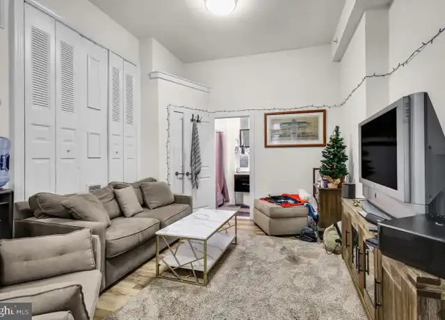 Property at 44 S 3rd St Unit 2, Philadelphia, PA, 19106, 2 beds, 1 bath, [object Object]