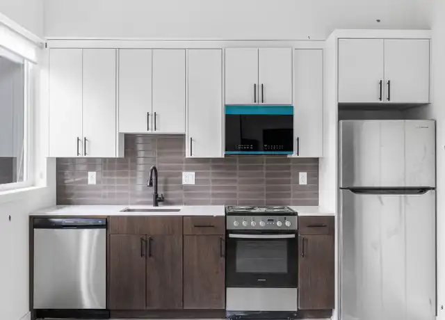 Property at 3727 S Hood Ave Unit 7, Portland, OR, 97239, 0 beds, 1 bath, [object Object]