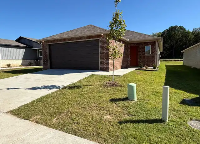 Property at 10300 Marilyn Dr, North Little Rock, AR, 72113, 4 beds, 2 baths, [object Object]