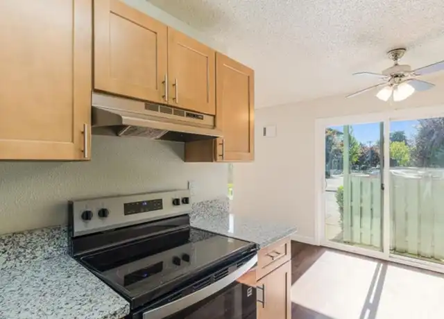 Property at 11200 SW Greenburg Rd Unit 53, Portland, OR, 97223, 1 bed, 1 bath, [object Object]