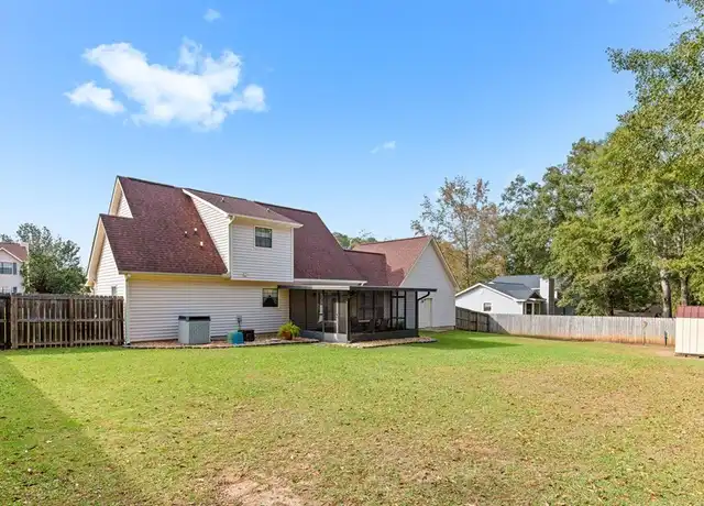 Property at 624 Wimbledon Dr, Parrish, AL, 34219, 3 beds, 2.5 baths, [object Object]
