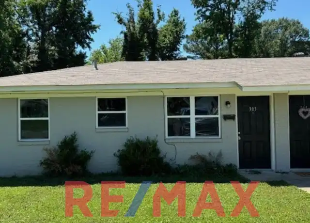 Property at 305 Pearl St, Jacksonville, AR, 72076, 2 beds, 1 bath, [object Object]