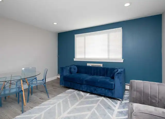 Property at Holme Circle Apartments - 2800 Axe Factory Rd, Philadelphia, PA, 19152, 1 bed, 1 bath, [object Object]