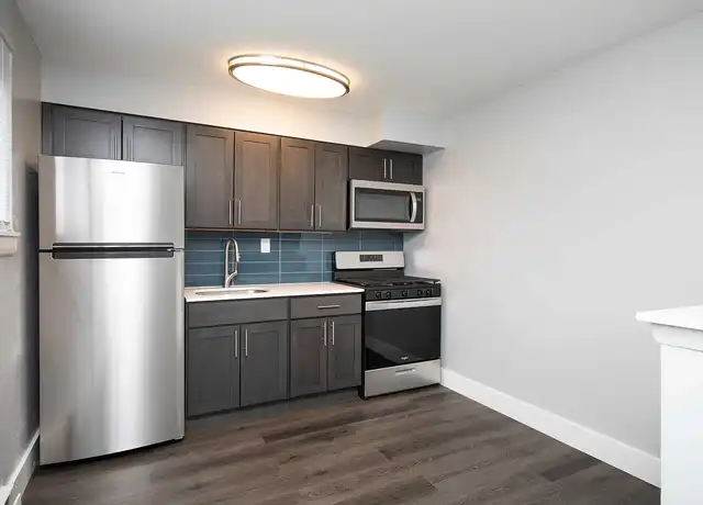 Property at Holme Circle Apartments - 2800 Axe Factory Rd, Philadelphia, PA, 19152, 1-2 bed, 1-2 bath, [object Object]