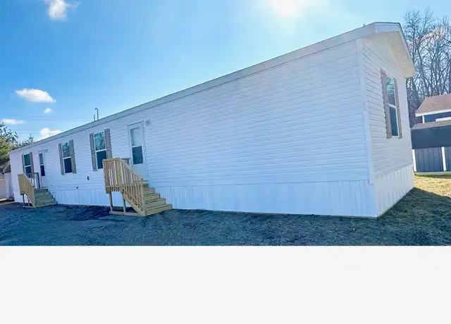 Property at 60 Creek Valley Cir, Battle Creek, MI, 49017, 3 beds, 2 baths, [object Object]
