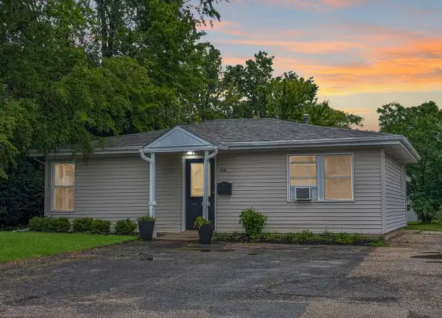 Property at 950 N Brainard St, Naperville, IL, 60563, 2 beds, 1 bath, [object Object]