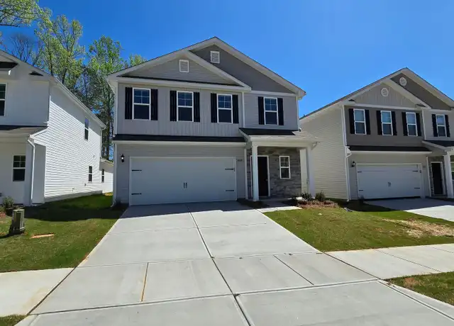 Property at 8209 Stonemere Ln, Charlotte, NC, 28215, 4 beds, 2.5 baths, [object Object]
