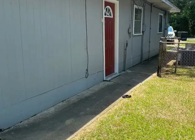 Property at 118 Crescent Dr Apt C, West Monroe, LA, 71291, 1 bed, 1 bath, [object Object]