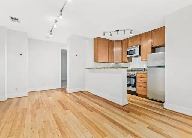 Property at 4840 MacArthur Blvd NW, Washington, DC, 20007, 1 bed, 1 bath, [object Object]
