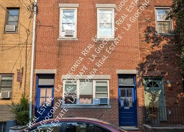 Property at 806 S 10th St Unit 3F, Philadelphia, PA, 19147, 2 beds, 1 bath, [object Object]