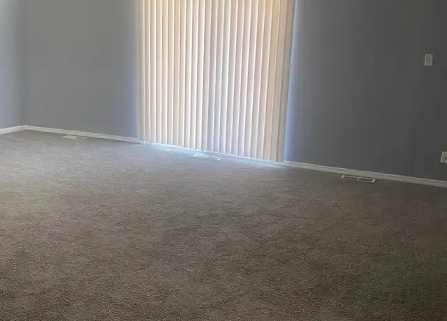 Property at 27800 Euclid Ave Unit Euclid 35 Parkhill Apts-3, Euclid, OH, 44132, 1 bed, 1 bath, [object Object]