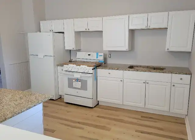 Property at 1962 S 5th Pl, Milwaukee, WI, 53204, 4 beds, 2 baths, [object Object]