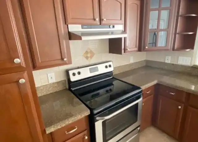 Property at 115 S 48th Ln Unit 115-3 48th, McAllen, TX, 78501, 2 beds, 2 baths, [object Object]