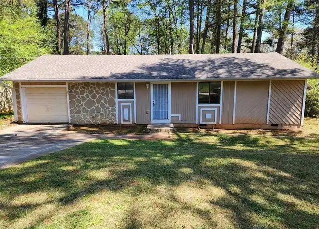 Property at 4051 Big Valley Trl, Stone Mountain, GA, 30083, 3 beds, 2 baths, [object Object]