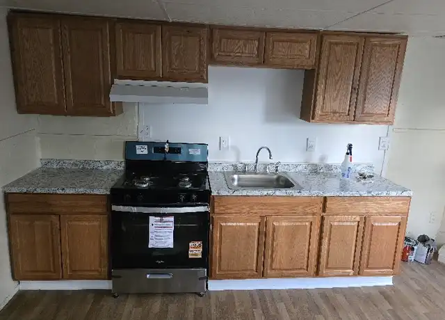 Property at 401 Broad St E, Millville, NJ, 08332, 2 beds, 1 bath, [object Object]