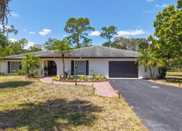 Property at 525 15th St SW, Naples, FL, 34117, 5 beds, 3 baths, [object Object]