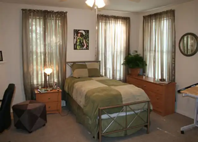 Property at 1706 Abercorn St Unit D, Savannah, GA, 31401, 1 bed, 1 bath, [object Object]