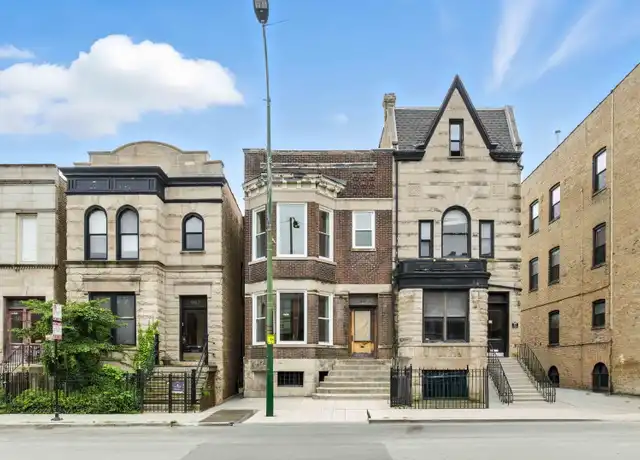 Property at 909 W Addison St Unit 1, Chicago, IL, 60613, 3 beds, 1 bath, [object Object]