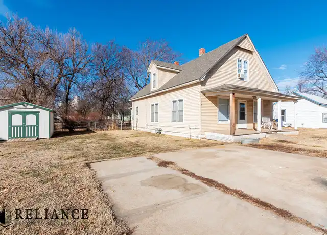 Property at 511 S King St, Mount Hope, KS, 67108, 3 beds, 1.5 baths, [object Object]