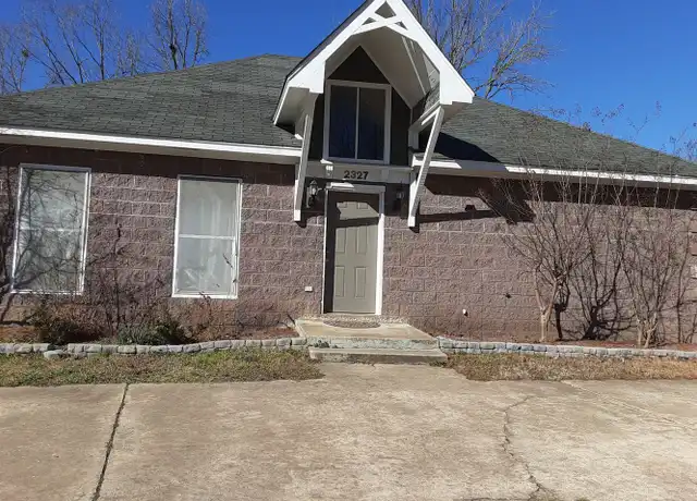Property at 2317 University Ave Unit 2327, Oxford, MS, 38655, 3 beds, 3 baths, [object Object]