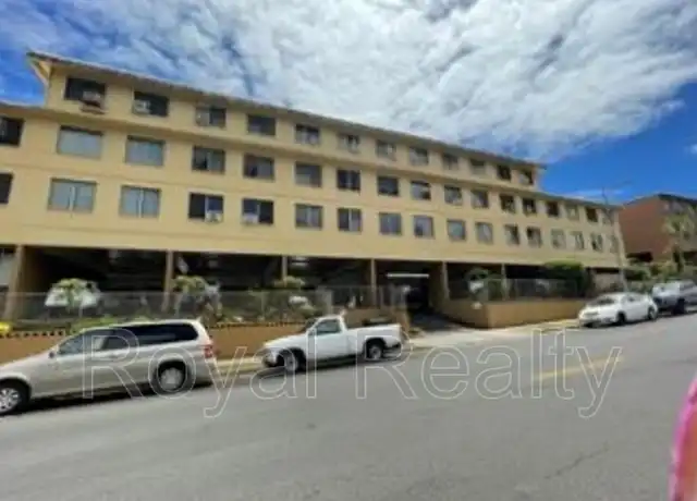 Property at 3003 Ala Napuaa Pl #303, Honolulu, HI, 96818, 2 beds, 1 bath, [object Object]