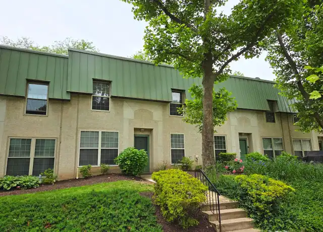 Property at 441 Tomlinson Rd Unit F12, Philadelphia, PA, 19116, 2 beds, 1.5 baths, [object Object]
