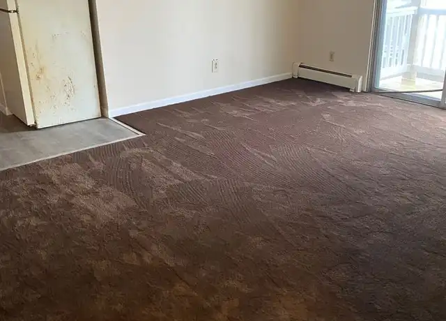 Property at 226-228 Vine Ave Unit 15, Salem, OH, 44460, 1 bed, 1 bath, [object Object]