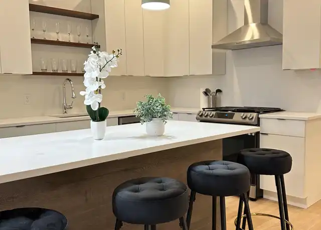 Property at 206 Fulton Ave #1, Jersey City, NJ, 07305, 3 beds, 2 baths, [object Object]
