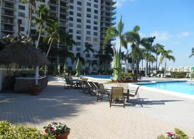 Property at 18181 NE 31st Ct #2602, Aventura, FL, 33160, 1 bed, 1.5 baths, [object Object]