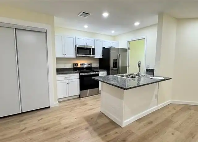 Property at 2309 Balsam Dr Unit K109, Arlington, TX, 76006, 2 beds, 1 bath, [object Object]