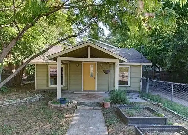 Property at 2814 Gonzales St, Austin, TX, 78702, 4 beds, 3 baths, [object Object]