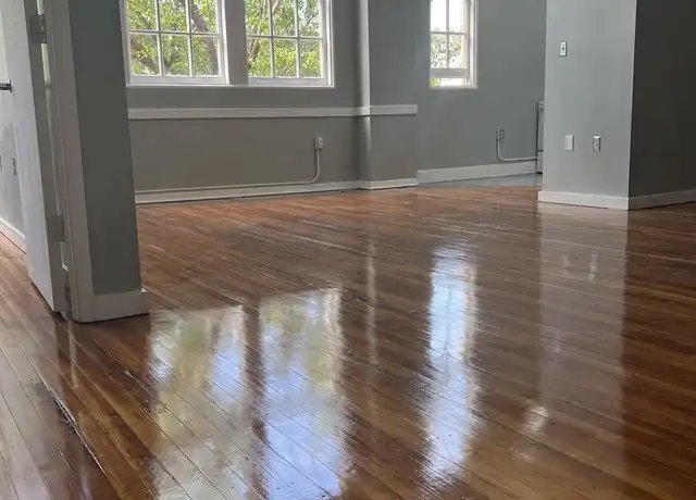 Property at 125 Oak St Unit 1-204, Hot Springs, AR, 71901, 3 beds, 1 bath, [object Object]