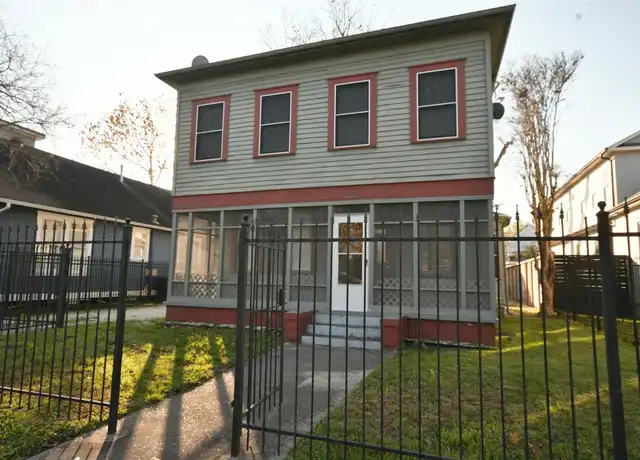 Property at 1119 Oxford St, Houston, TX, 77008, 2 beds, 1 bath, [object Object]