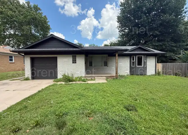 Property at 2326 S Fountain St, Wichita, KS, 67218, 3 beds, 1 bath, [object Object]