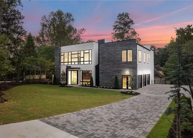 Property at 19 Spruell Springs Rd, Atlanta, GA, 30342, 6 beds, 6.5 baths, [object Object]